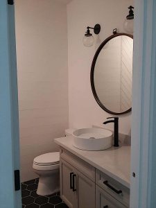 gray-vanity-quartz-black-hex-tile-1.1